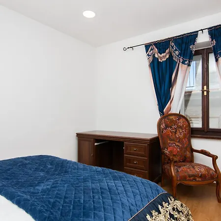 Apartment Piran Beach Apartment *