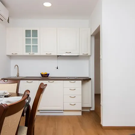 Piran Beach Apartment * Piran