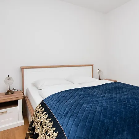 Piran Beach Apartment * Piran